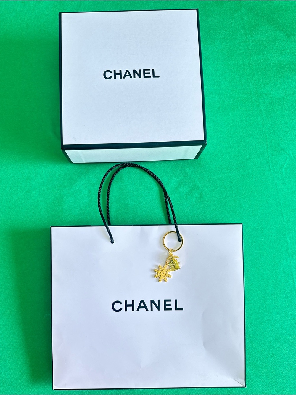 CHANEL White Gift Box with Gift Bag and Novelty Charm Gold Keychain